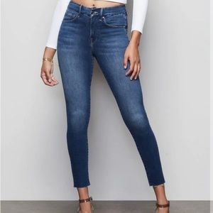 EUC Good American Blue Jeans Good Waist Crop Raw Edge Size 6/28 High Rise